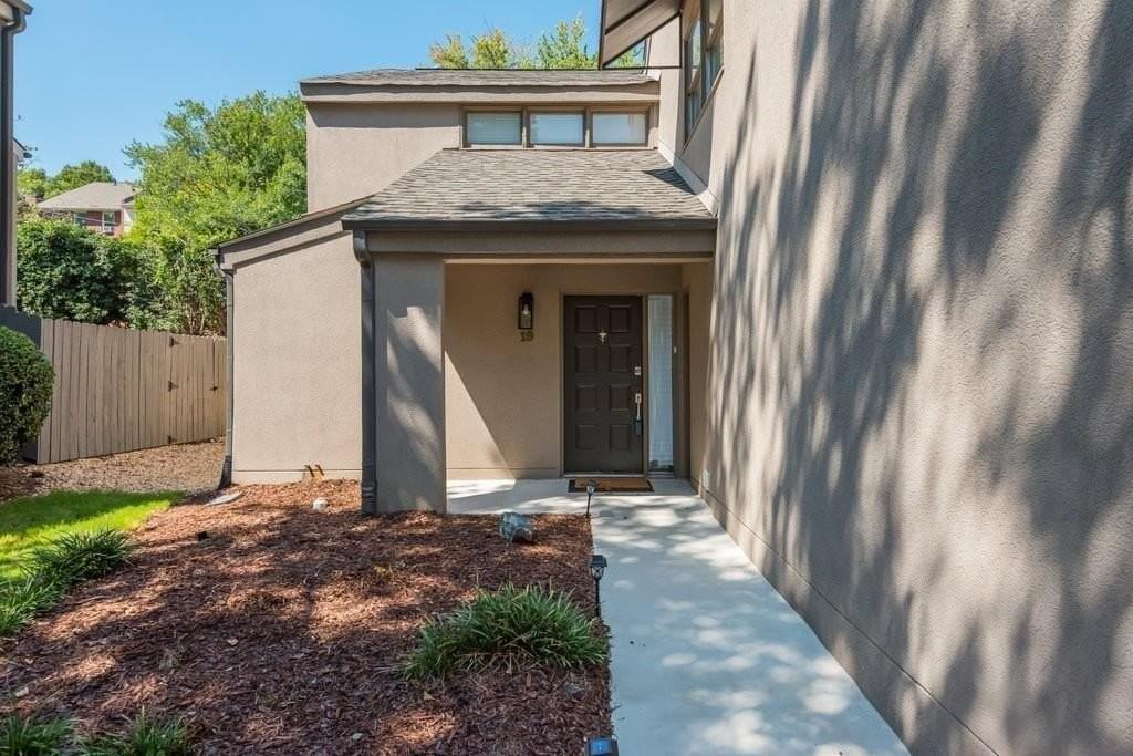 2914 Lenox Rd Ne #19 - Photo 3 of 48