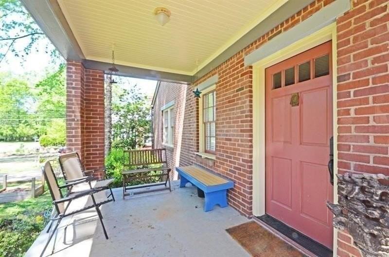412 Hilldale Dr - Photo 2 of 26