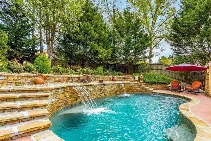 7792 Waterlace Dr - Photo 3 of 20