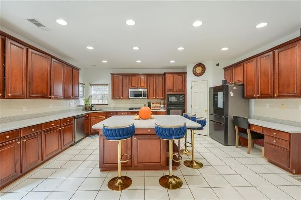 7792 Waterlace Dr - Photo 6 of 20