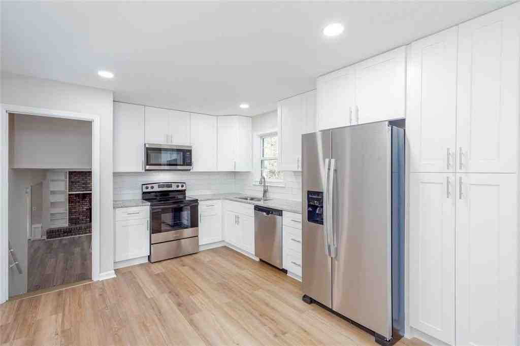 2468 Brown Deer Trl Nw - Photo 5 of 33