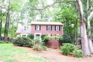 featured image of 185 White Pines Dr