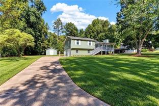 2932 Brett Cir Nw - Photo 1 of 1