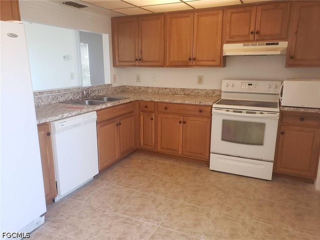 4020 Se 2nd Ave - Photo 5 of 18
