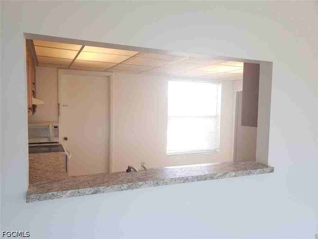 4020 Se 2nd Ave - Photo 6 of 18