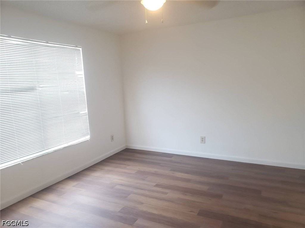 4020 Se 2nd Ave - Photo 7 of 18