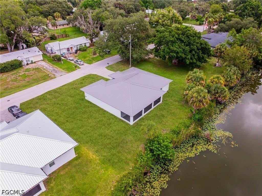 335 4th Ave - Photo 5 of 25