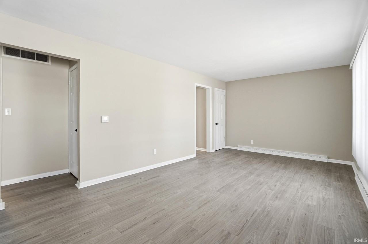 4120 Kentland Ave - Photo 3 of 34