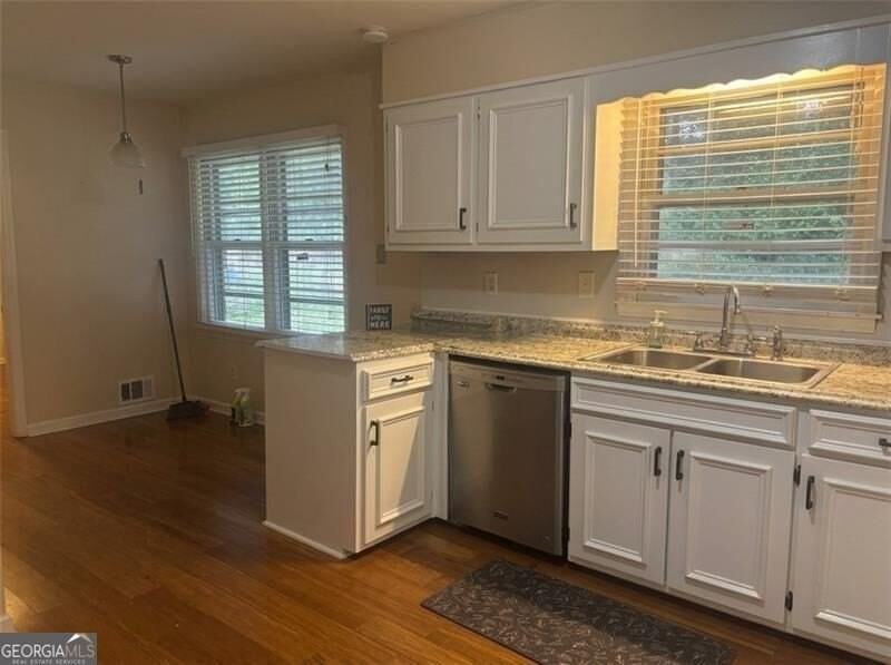 4264 Abingdon Dr - Photo 7 of 24