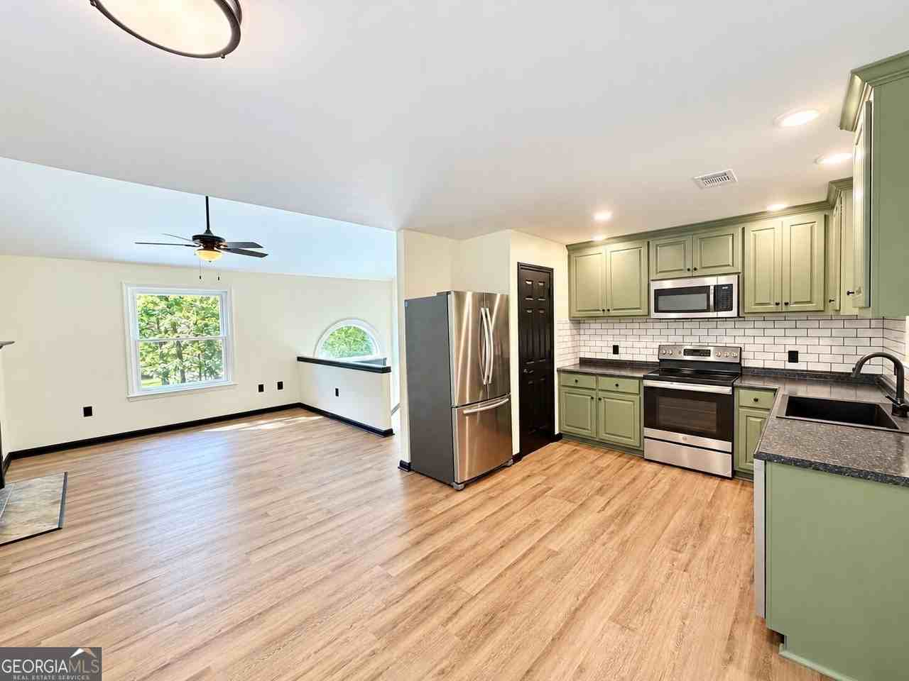 20 Teal Ct - Photo 7 of 34
