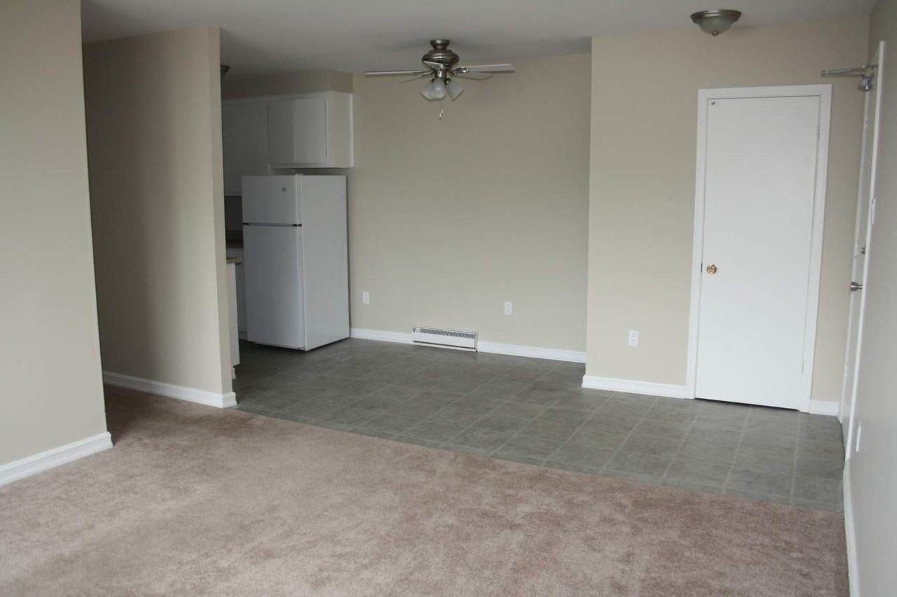 89 MacDonald Drive - Photo 3 of 5