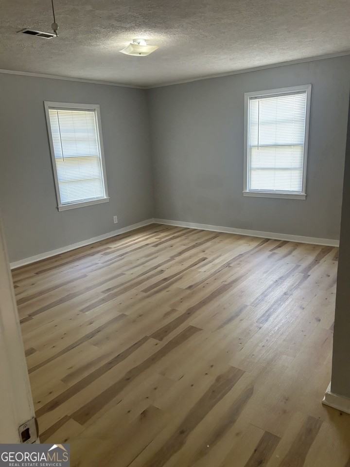 1407 Flannery St Sw - Photo 4 of 6