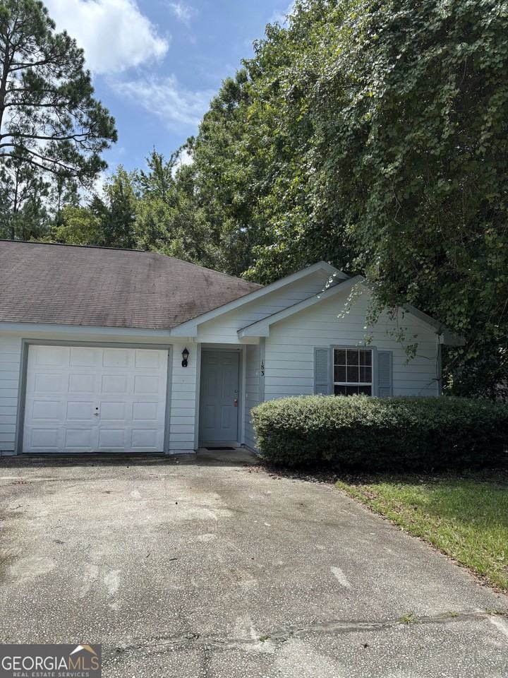 183 Talbot Ct - Photo 3 of 38