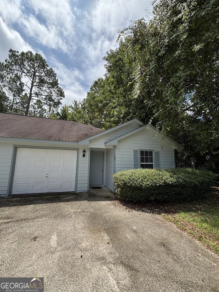 183 Talbot Ct - Photo 6 of 38