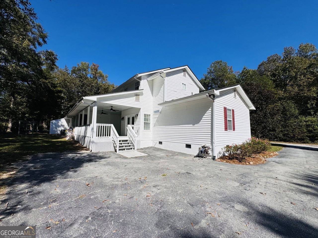 184 Cannon Rd - Photo 4 of 32