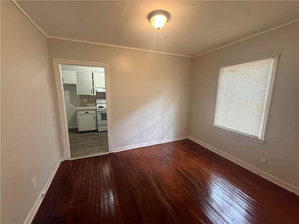 3071 Fendley Ave - Photo 5 of 15