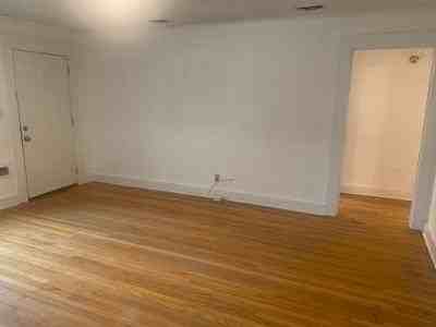 260 Seminole St - Photo 3 of 12