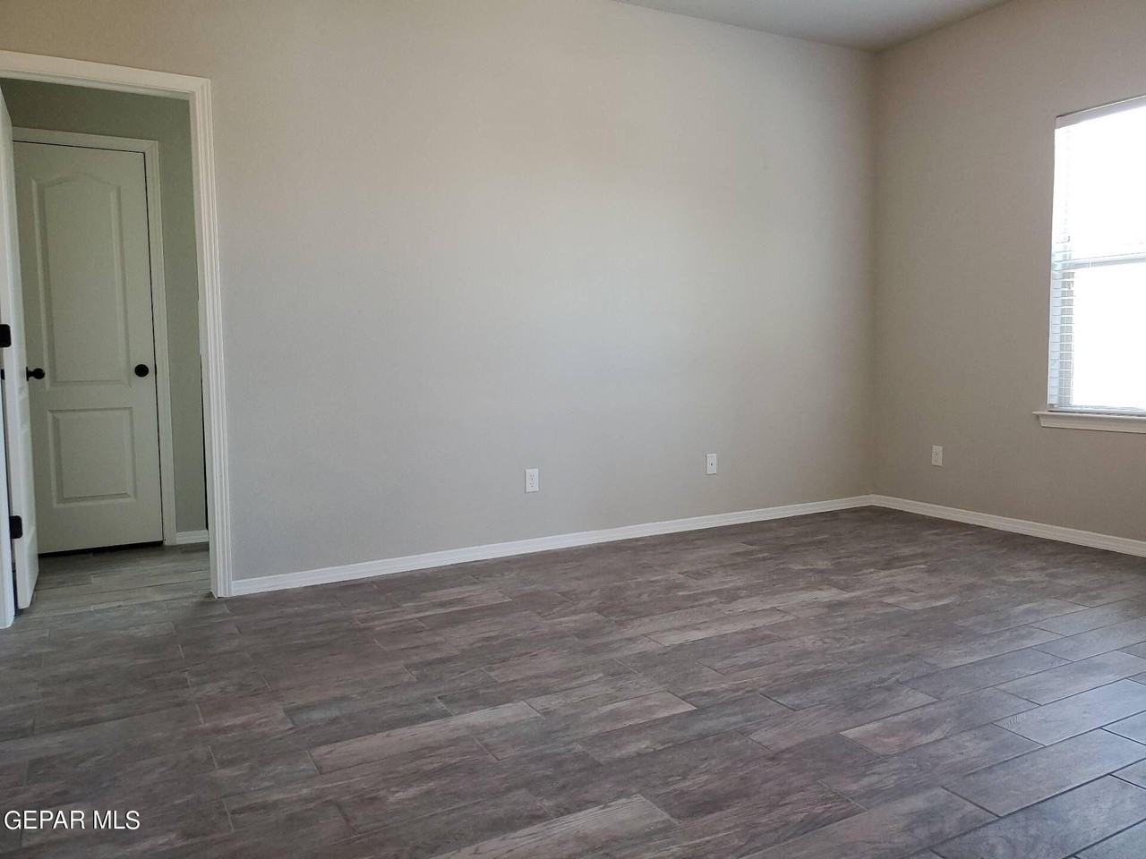 1000 Aircoupe Way - Photo 7 of 23