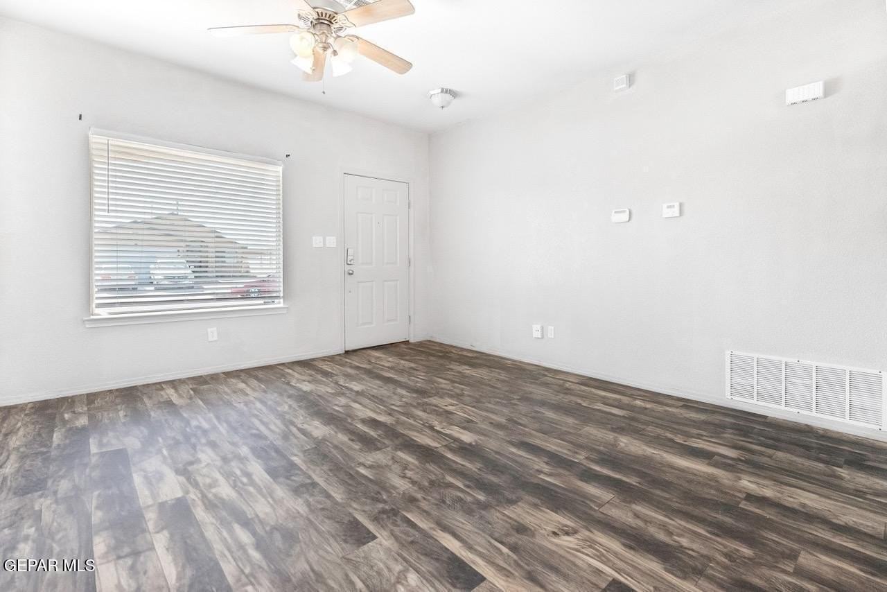 11857 Jim Webb Dr - Photo 2 of 25