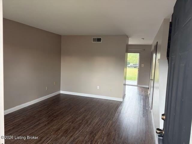 1311 Heritage Ct - Photo 3 of 17