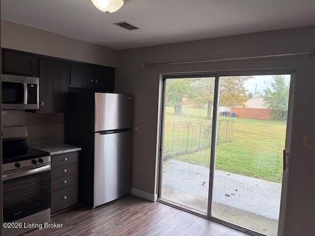 1311 Heritage Ct - Photo 7 of 17