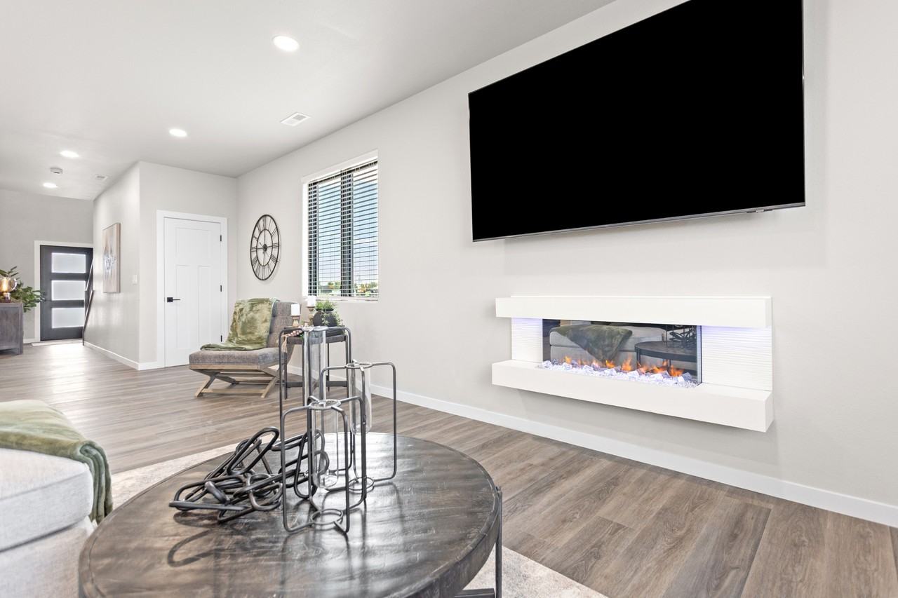 Paradise Valley Townhomes & Apartments - Photo 4 of 50