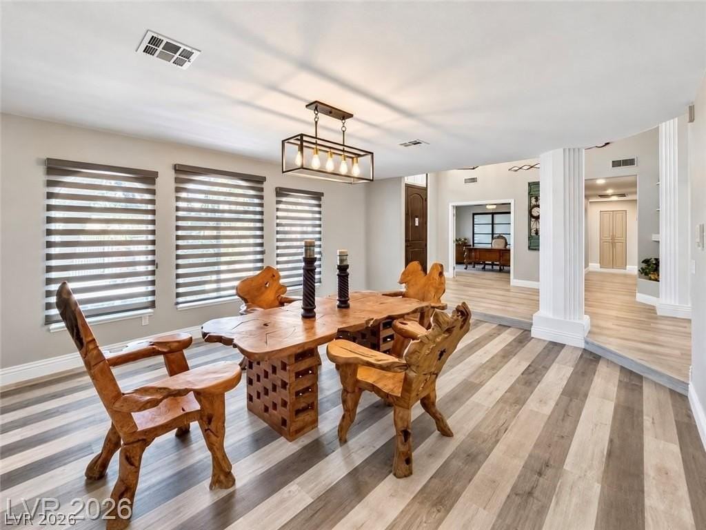 3272 Crystal Palm Ct - Photo 3 of 40