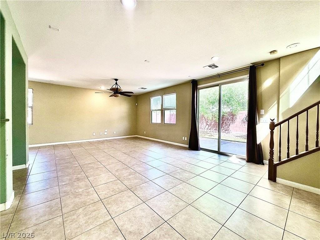 5580 Spiceberry Dr - Photo 2 of 23