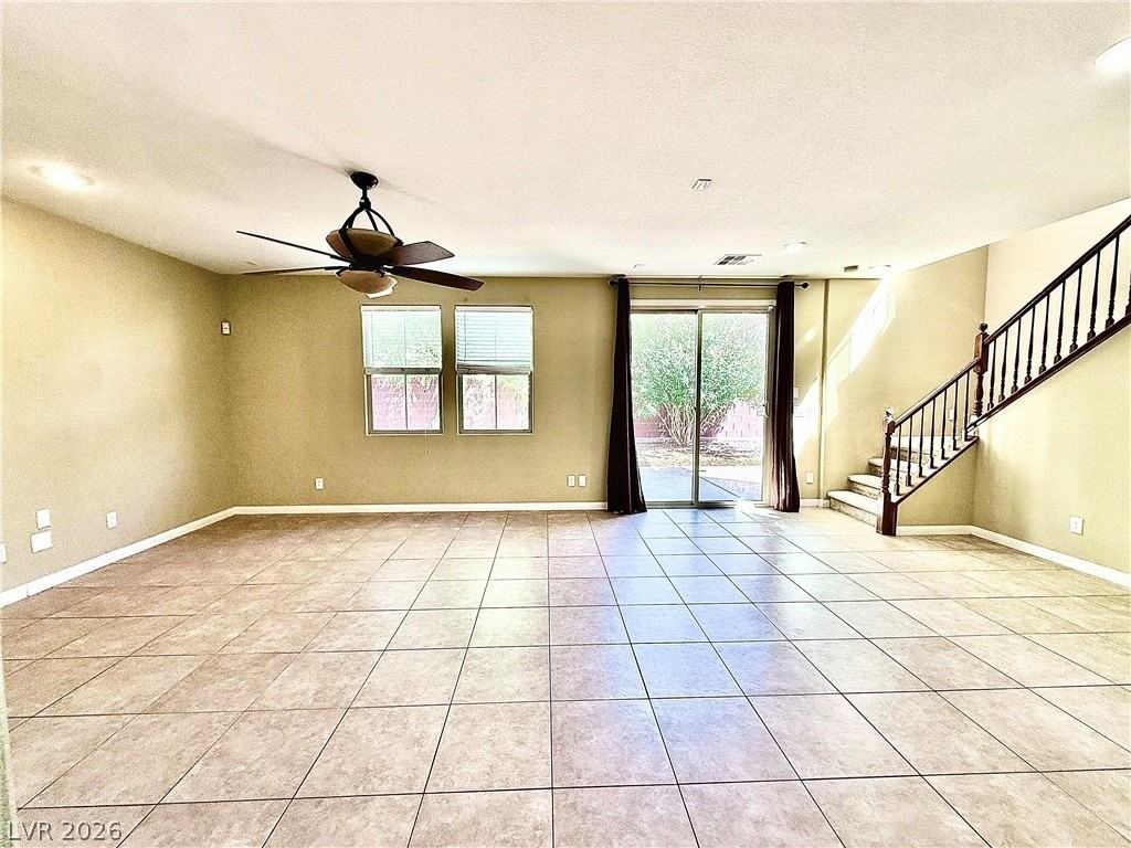 5580 Spiceberry Dr - Photo 4 of 23