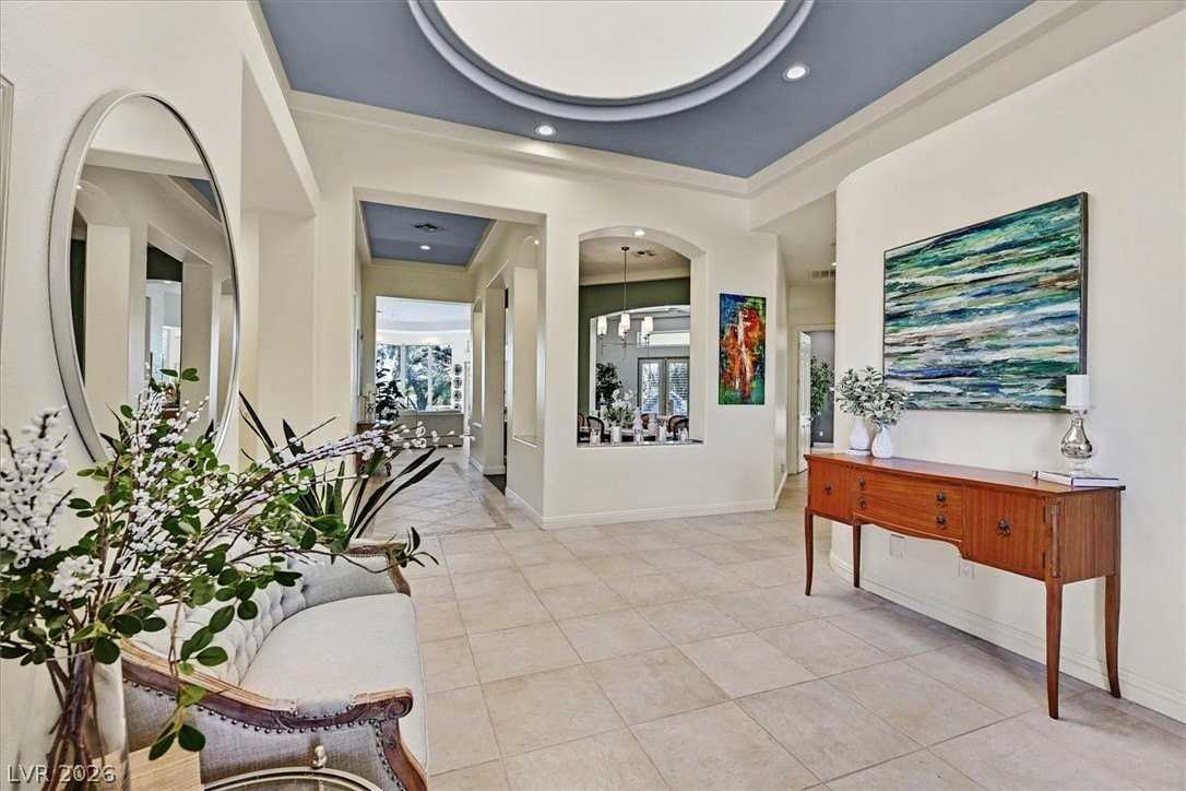 113 Tesoro Dr - Photo 4 of 49