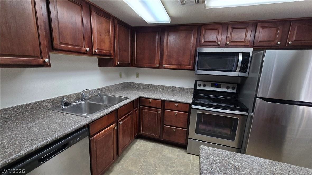 4430 Sandy River Dr #25 - Photo 6 of 18