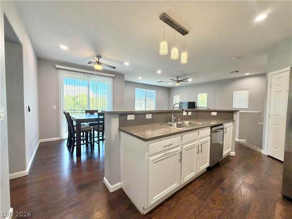 6153 Pine Desert Ave #101 - Photo 6 of 18