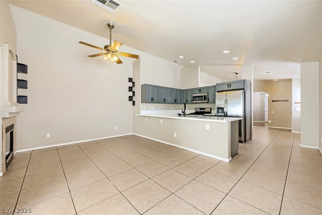 8928 Crooked Shell Ave - Photo 4 of 22