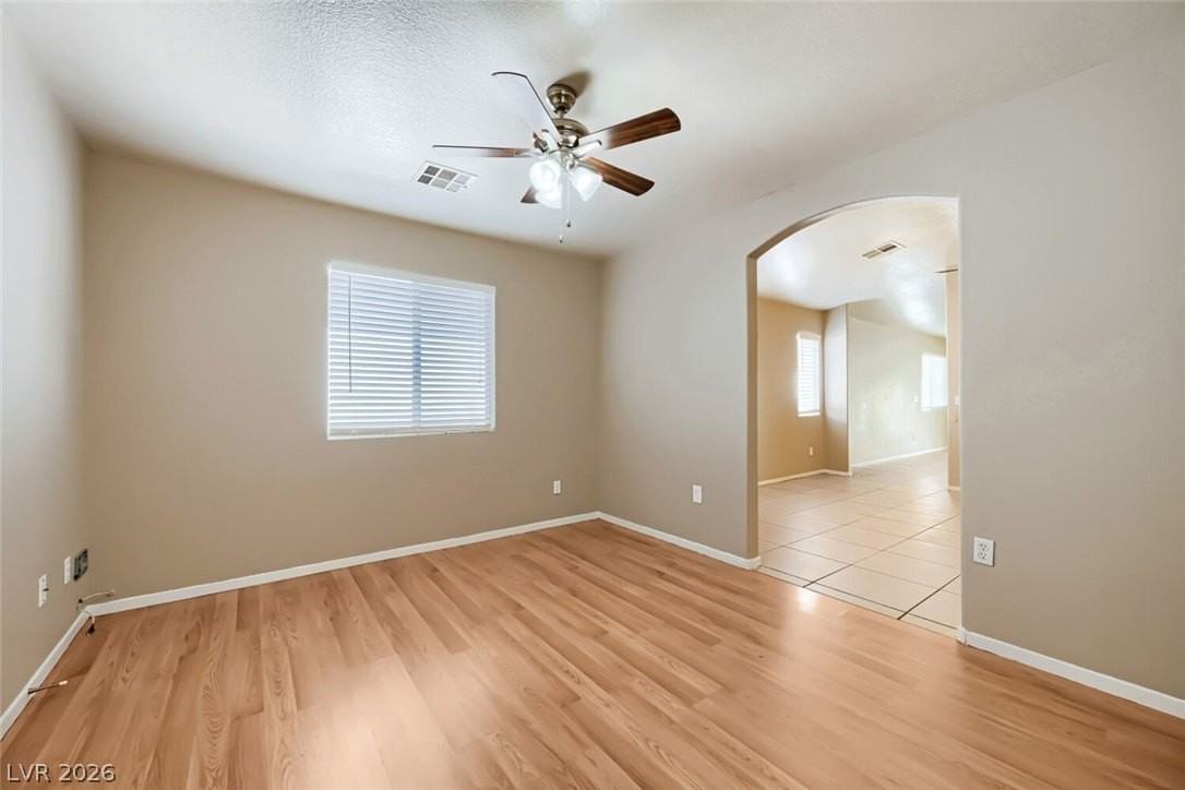 8928 Crooked Shell Ave - Photo 5 of 22