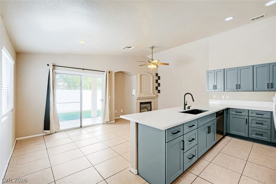 8928 Crooked Shell Ave - Photo 6 of 22