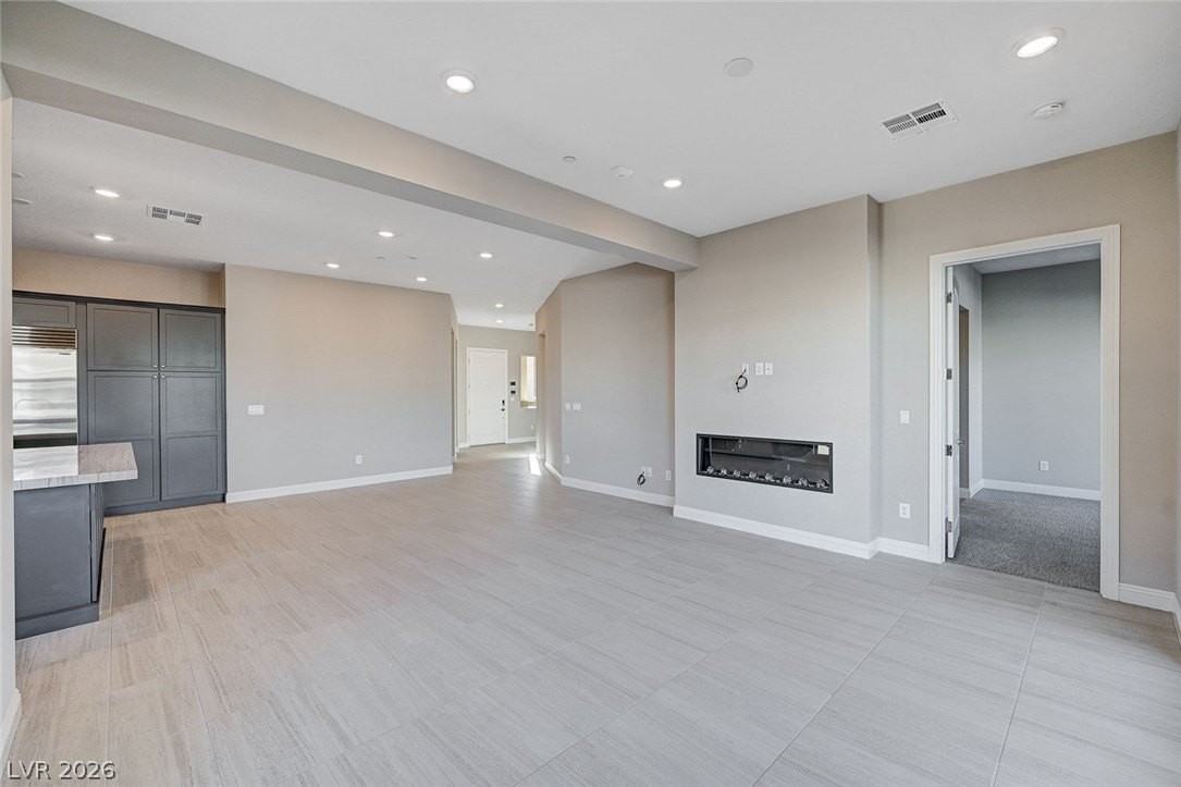 9204 Las Manaitas Ave #302 - Photo 7 of 50