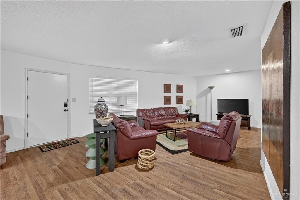 111 E Yuma Ave #23 - Photo 5 of 22