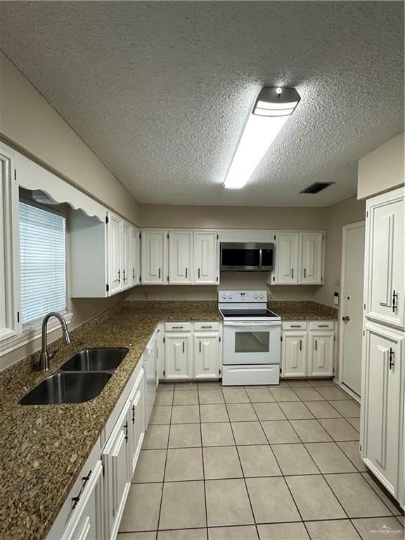 5904 N 28th Ln - Photo 4 of 9