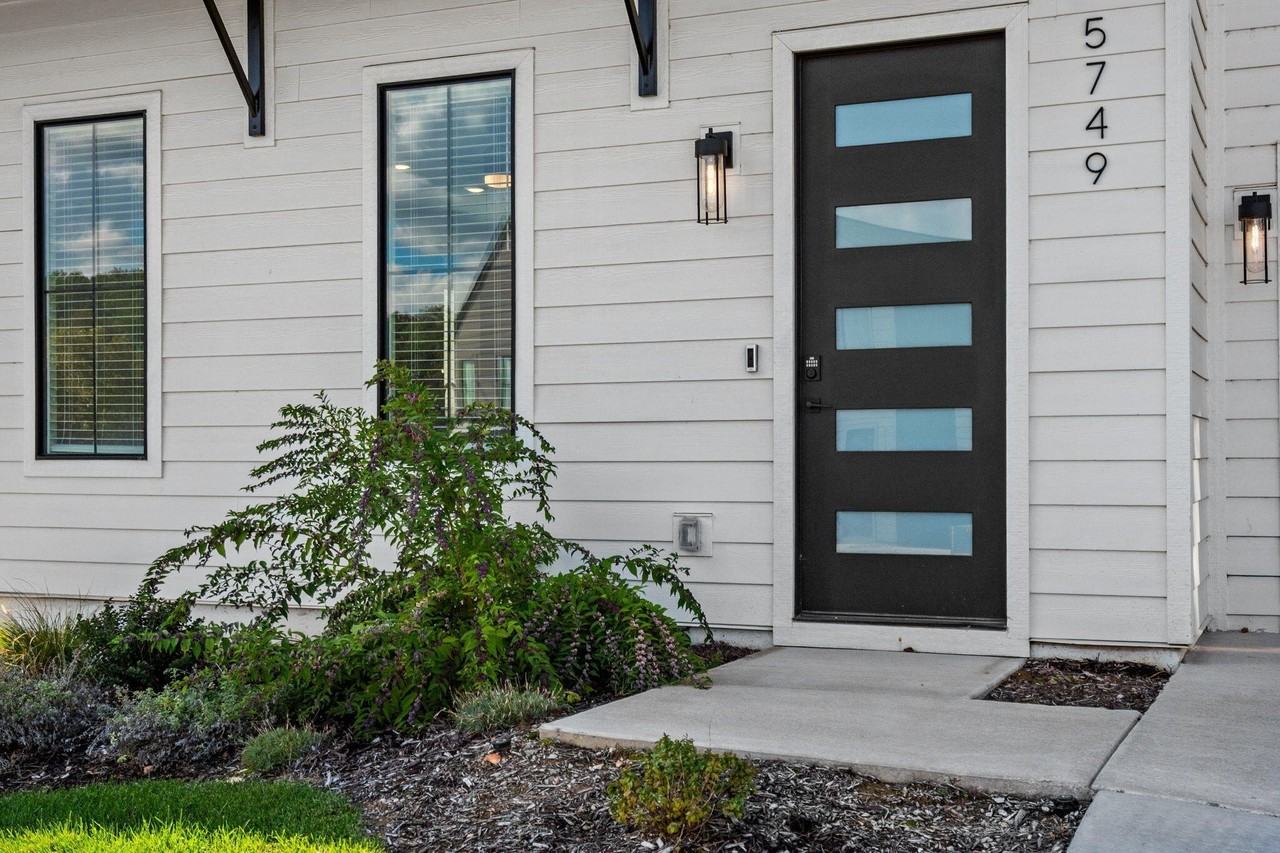 5749 S Trailside Circle - Photo 6 of 38