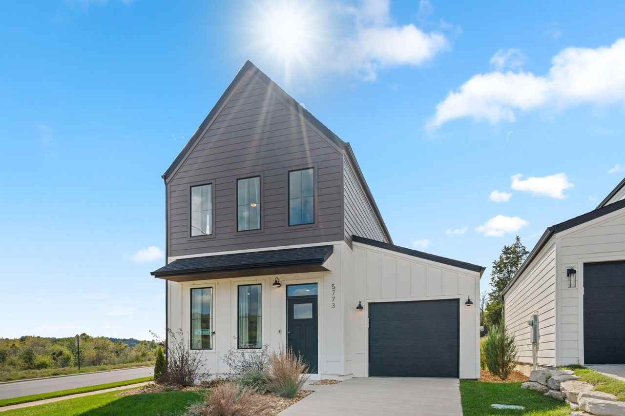 5773 S Trailside Circle - Photo 2 of 45