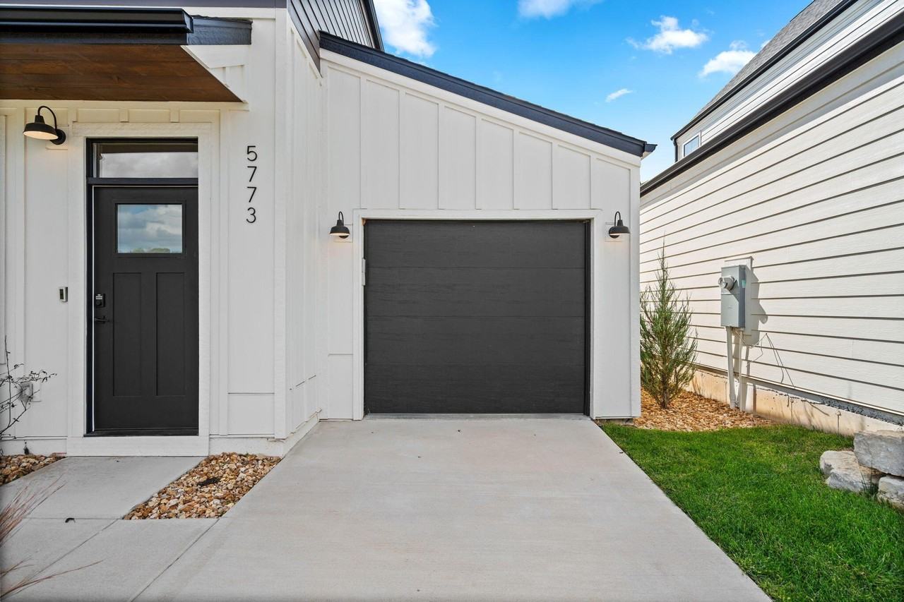 5773 S Trailside Circle - Photo 4 of 45