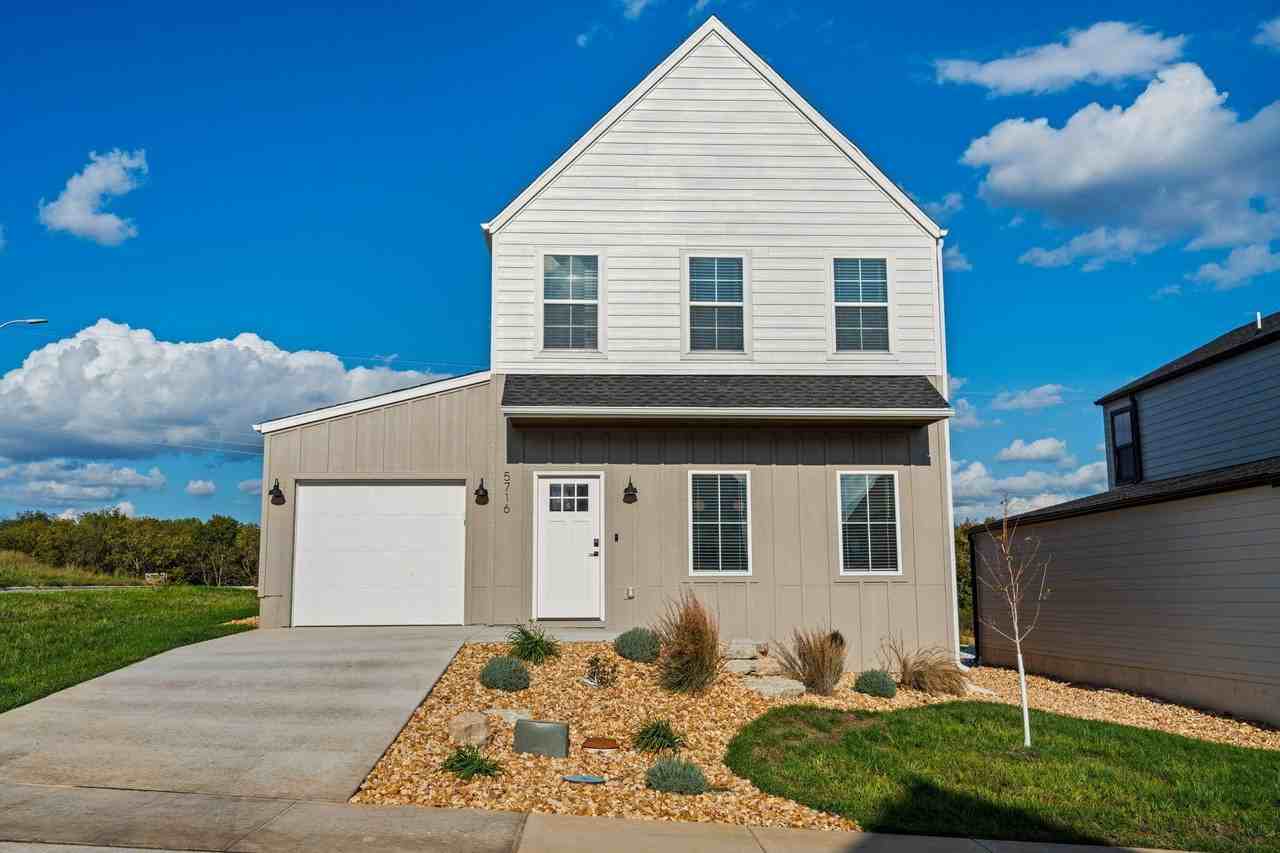 5716 Southwind Ave - Photo 2 of 43