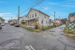 626 Swallow St - Photo 1 of 1