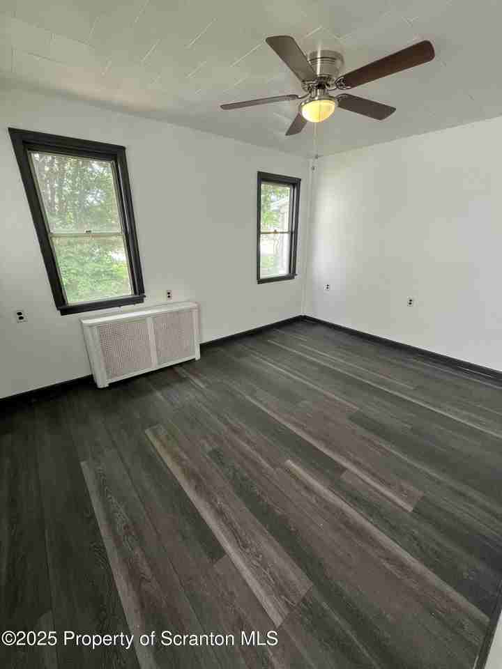 228 Union St #LEFT - Photo 6 of 15