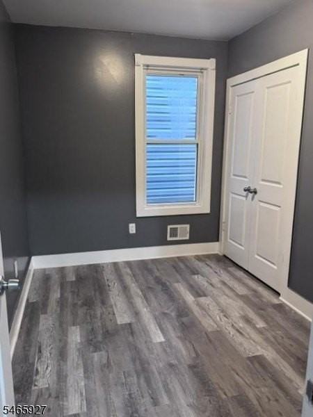 511 S Clinton St - Photo 3 of 10