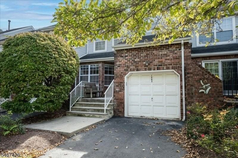 1802 Scarlett Dr - Photo 2 of 45
