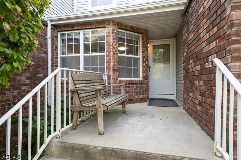 1802 Scarlett Dr - Photo 3 of 45
