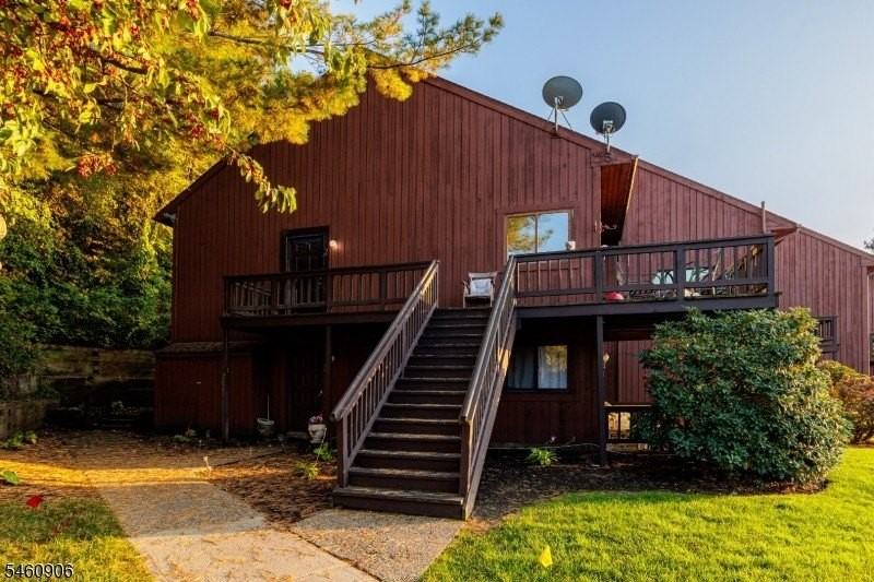 2 Brandywine Ct #2 - Photo 2 of 10