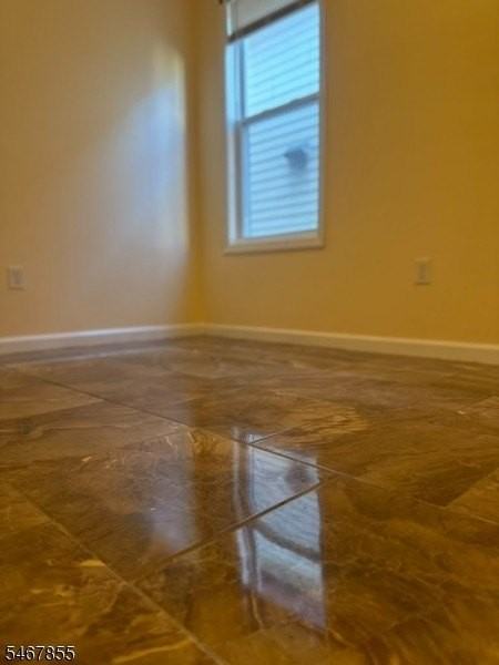 617 Marshall St #2 - Photo 7 of 11