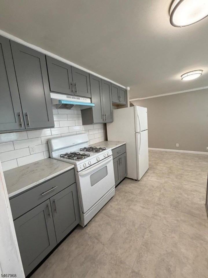 53 Wilson St - Photo 7 of 20